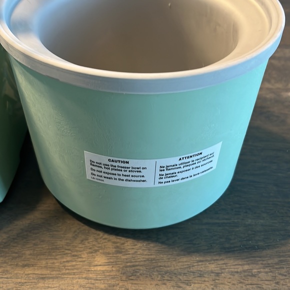 NWOT Cuisinart Automatic Frozen Yogurt Ice Cream Sorbet Maker - Picture 3 of 6